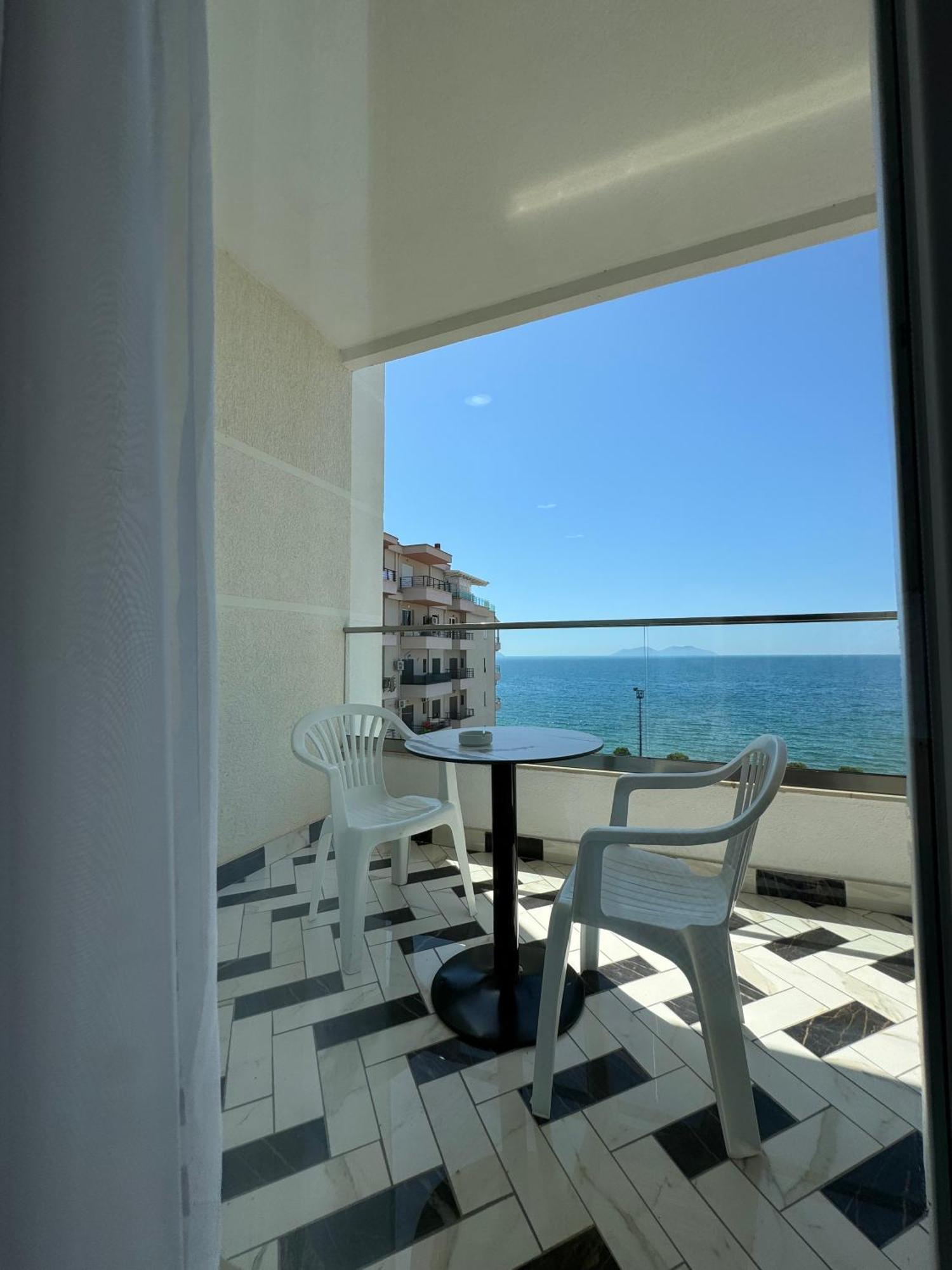 Hotel Britania Vlorë Стая снимка