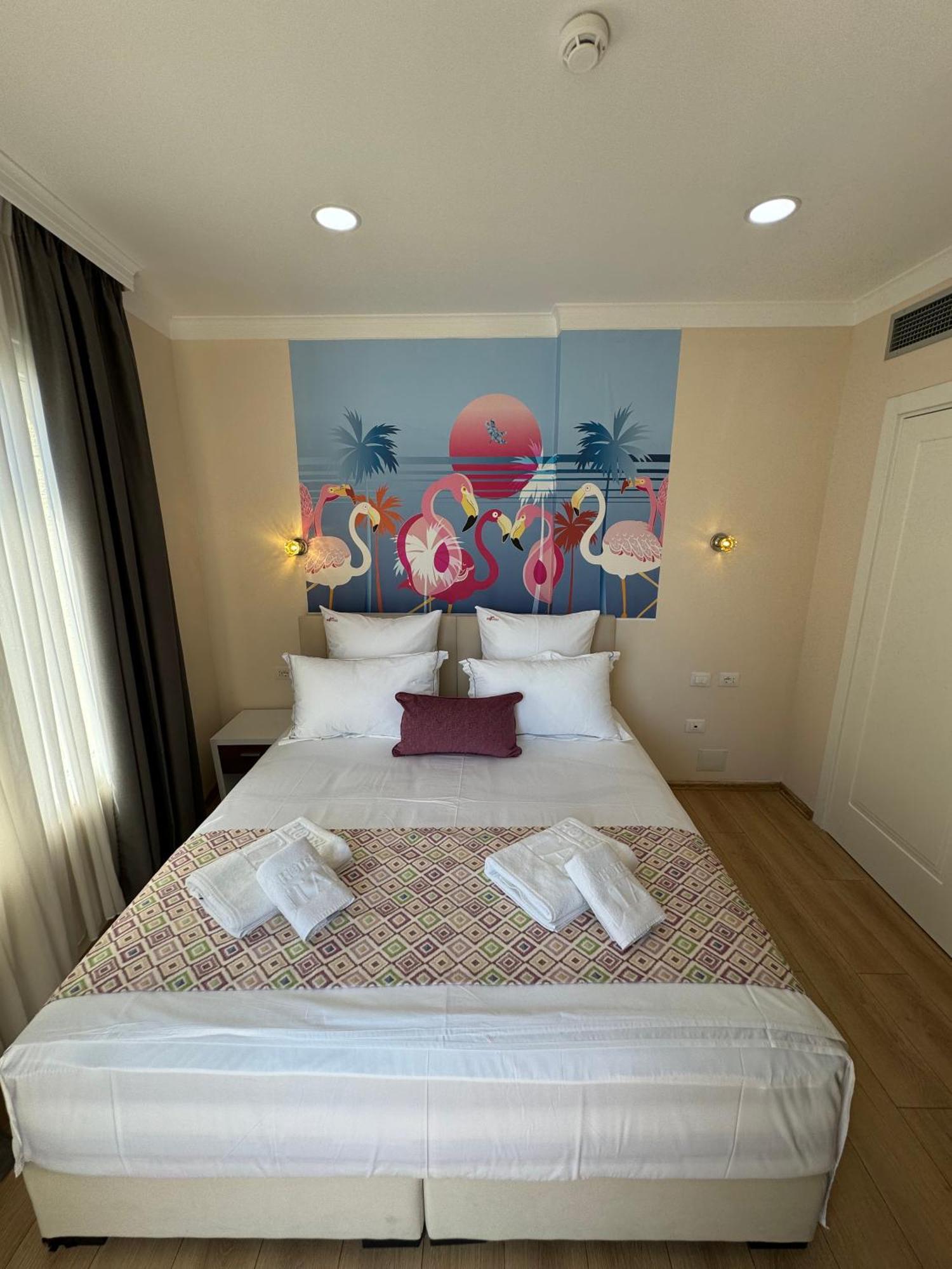 Hotel Britania Vlorë Стая снимка
