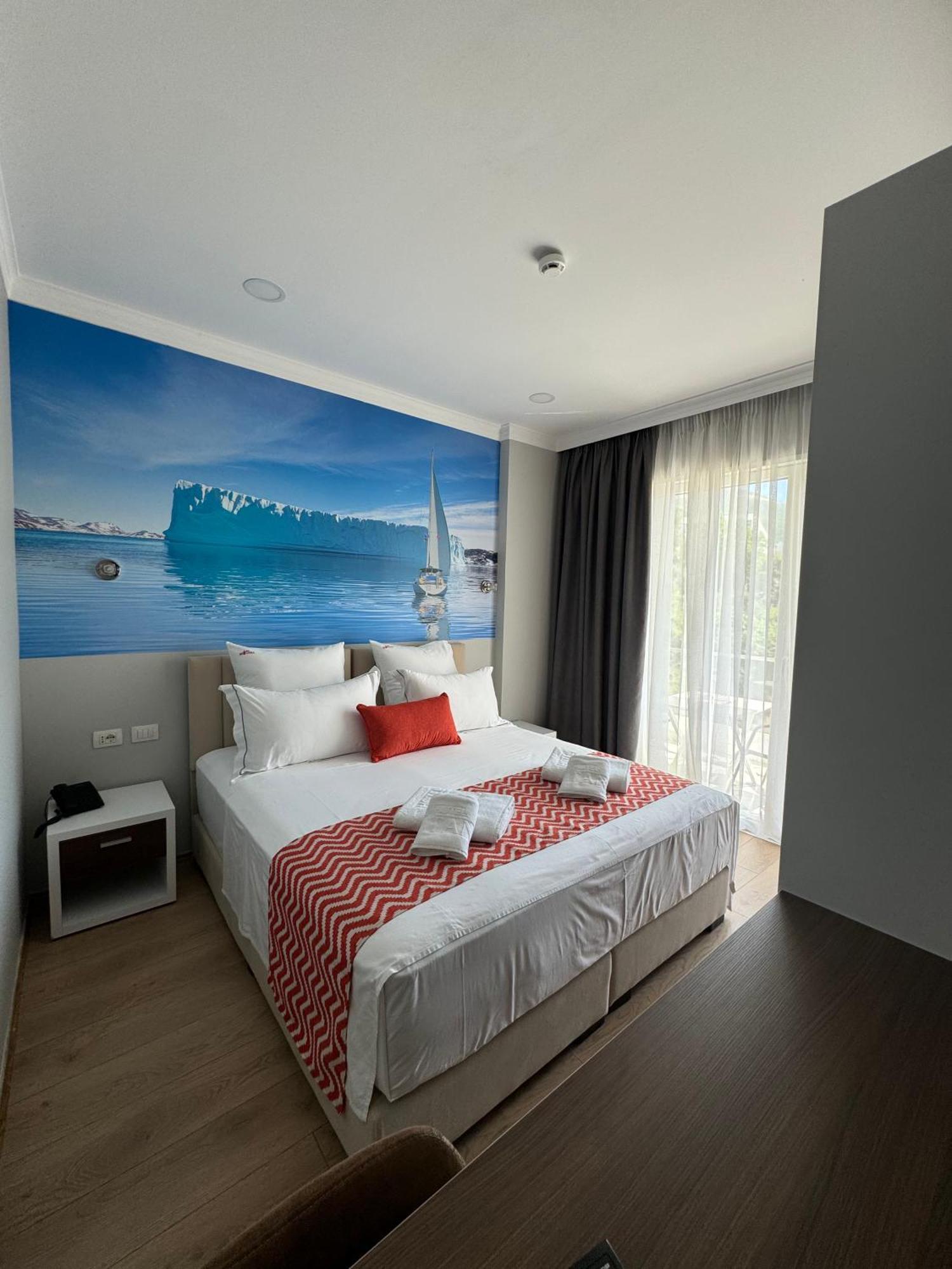 Hotel Britania Vlorë Стая снимка