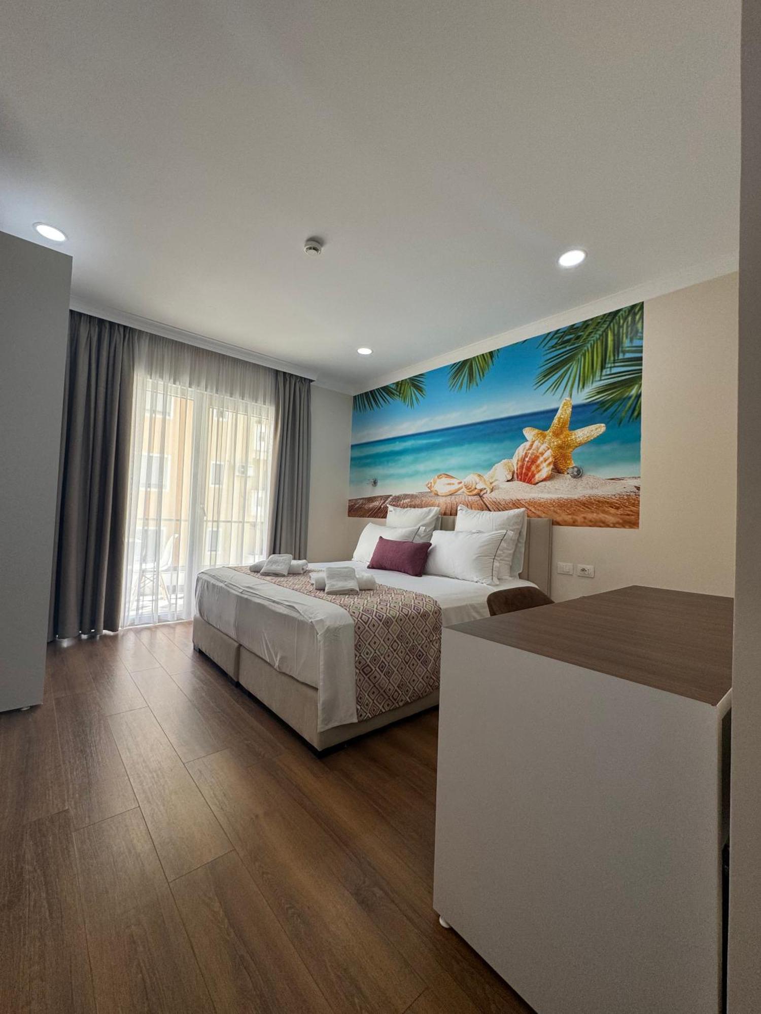 Hotel Britania Vlorë Стая снимка