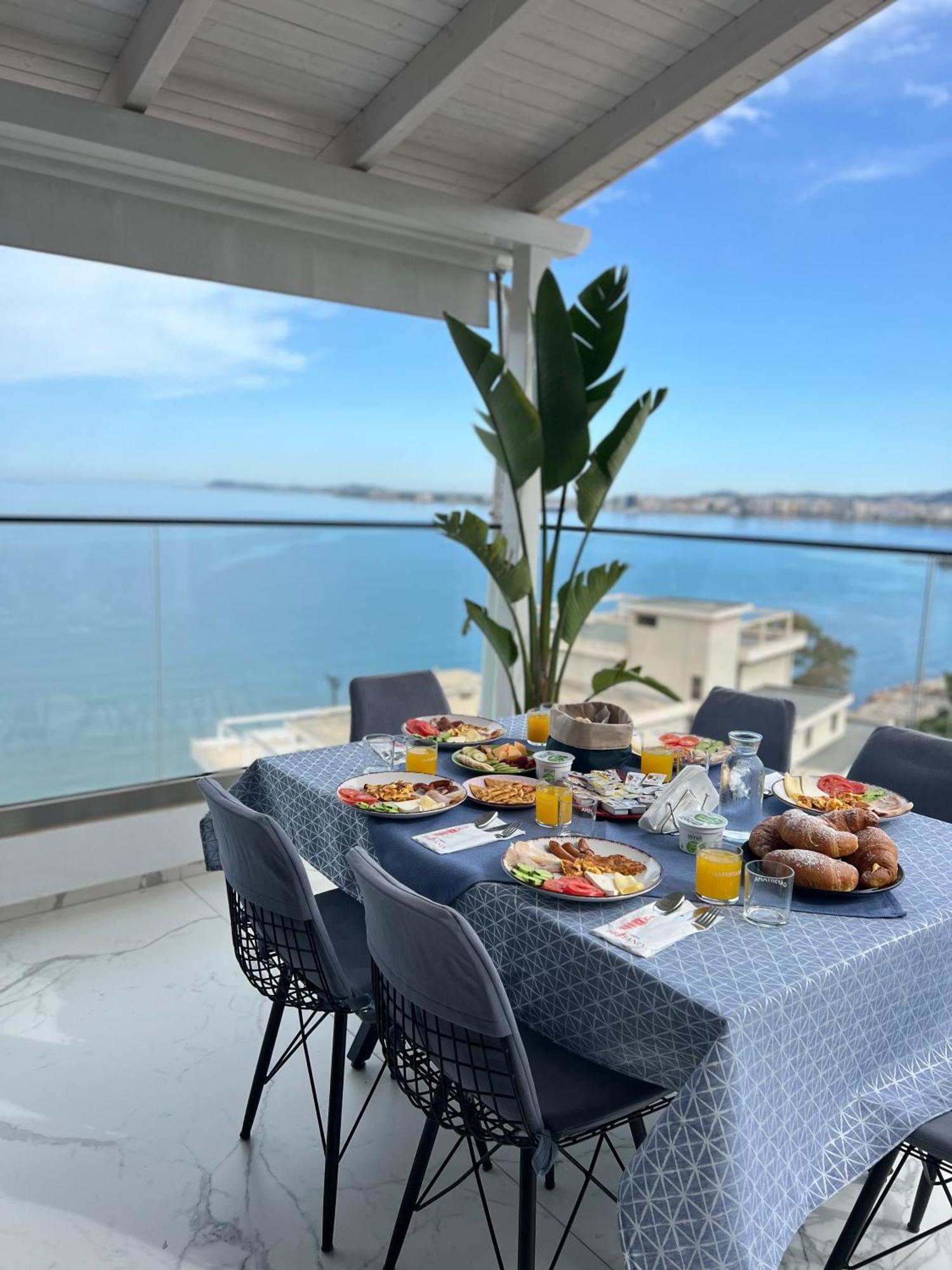 Hotel Britania Vlorë Екстериор снимка