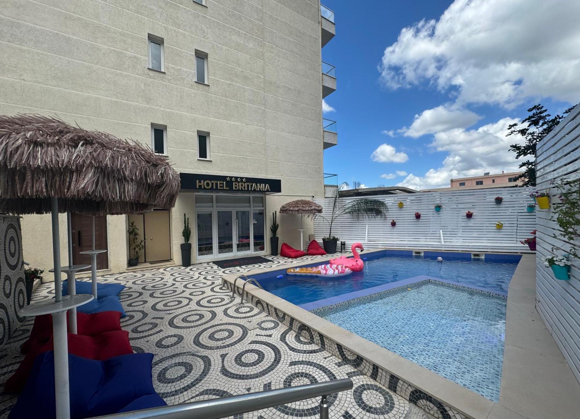 Hotel Britania Vlorë Екстериор снимка