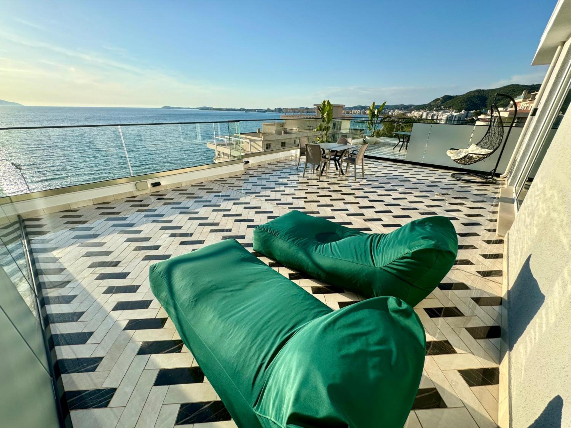Hotel Britania Vlorë Екстериор снимка
