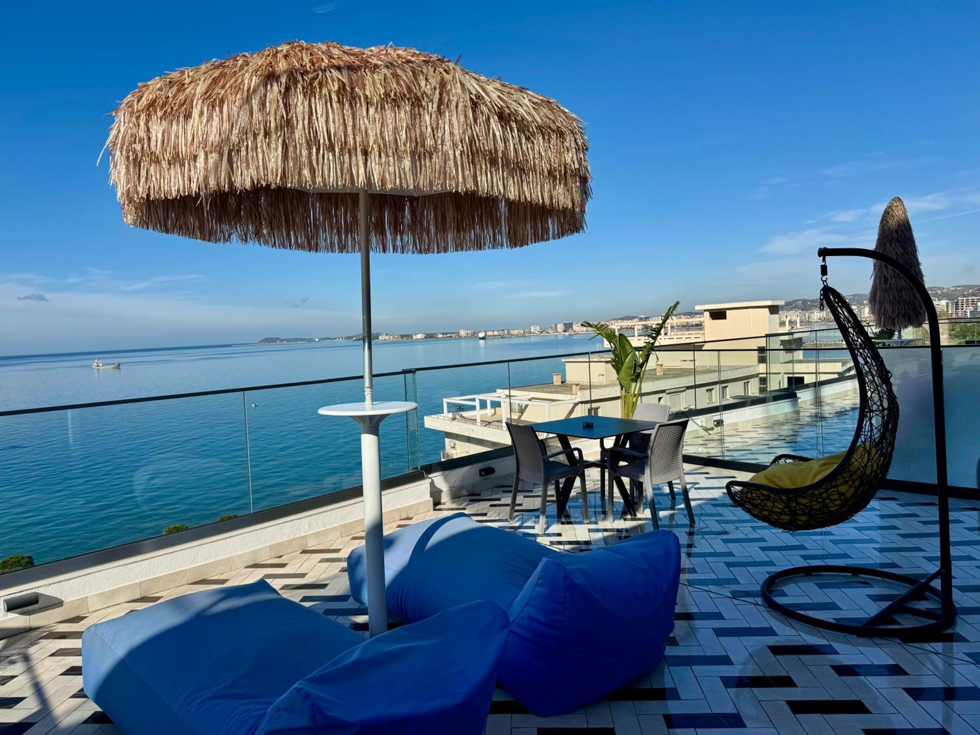 Hotel Britania Vlorë Екстериор снимка